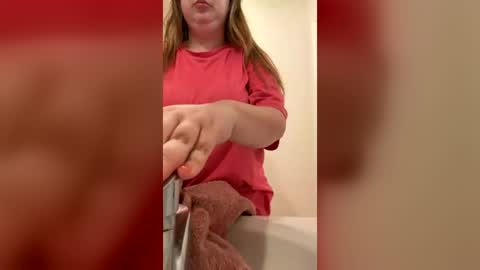 Snapshot of christwachter18 chatting on 06-18-26, 05:51 christwachter18 online show from 06-18-26, 05:51