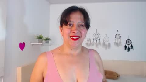 Snapshot of christy_ant chatting on 03-13-26, 06:47 Christy online show from 03-13-26, 06:47