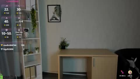 hristy3 online show from 09-11-25, 01:06