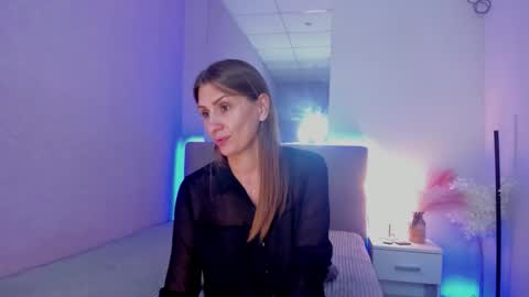 ChristyBrooks online show from 09-11-25, 08:20