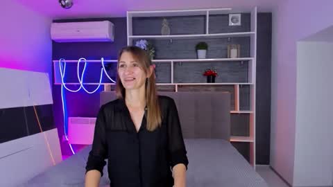 ChristyBrooks online show from 10-10-25, 07:02