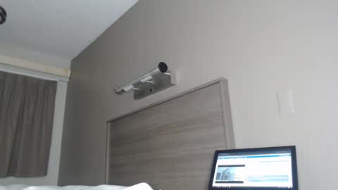 ChrisVacherx online show from 01-20-25, 10:51