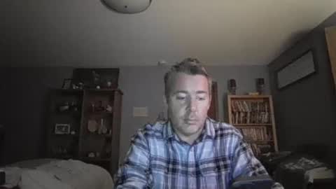 chrisw8121 online show from 11-15-25, 05:27