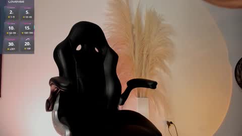 Snapshot of chrizmacgregor chatting on 10-07-25, 11:46 chrizmacgregor online show from 10-07-25, 11:46