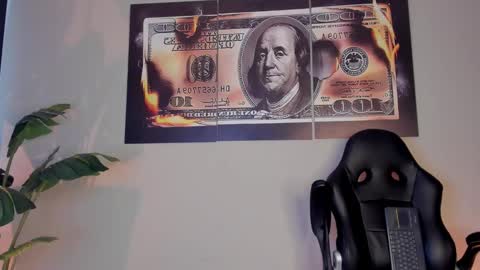 Snapshot of chrizmacgregor chatting on 03-11-26, 04:24 chrizmacgregor online show from 03-11-26, 04:24