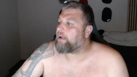 Snapshot of chrizz80 chatting on 06-29-26, 10:32 Chrizz online show from 06-29-26, 10:32