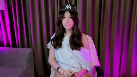 Eva online show from 06-15-26, 06:43