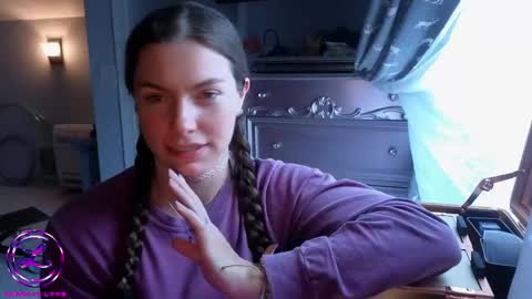 Snapshot of chroniclove chatting on 05-05-26, 07:33 Marley online show from 05-05-26, 07:33