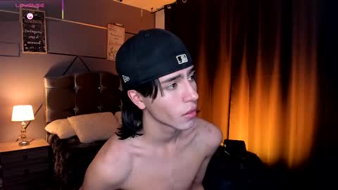 chrristopher77 online show from 09-16-25, 01:45