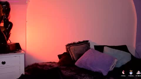 chrristopher77 online show from 09-23-25, 03:48