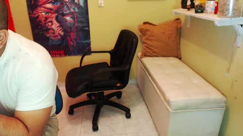 kate   online show from 02-05-25, 02:16