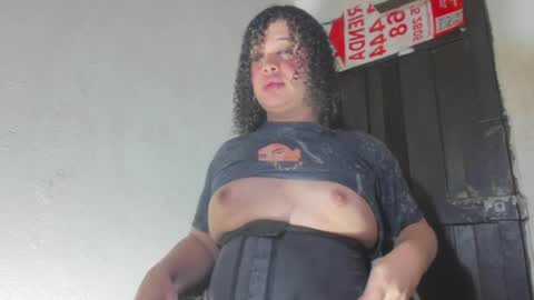 Snapshot of chubbygirlts7 chatting on 06-09-26, 12:33 Samantha online show from 06-09-26, 12:33
