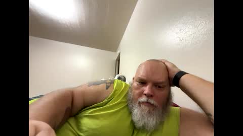 chubbyluvr42 online show from 09-28-25, 04:51