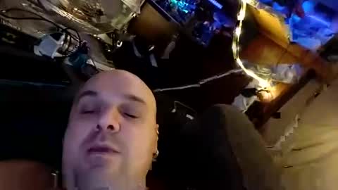 Snapshot of chubbyman40 chatting on 02-02-26, 06:28 chubbyman40 online show from 02-02-26, 06:28