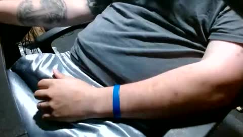 chubbyuncut5 online show from 05-23-26, 11:36
