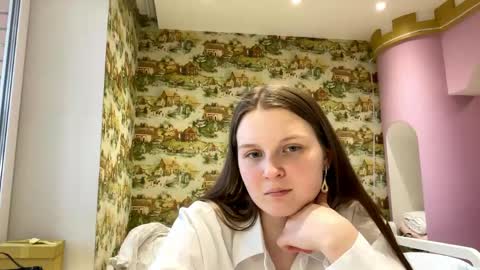 Eva online show from 04-28-26, 02:44