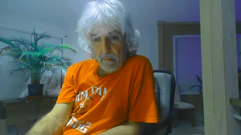 chuck354139 online show from 12-03-24, 07:10