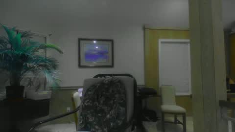 chuck354139 online show from 01-02-25, 12:34
