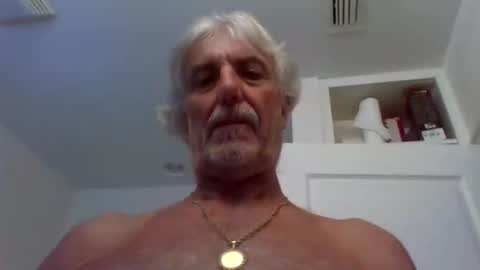 Snapshot of chuck354139 chatting on 09-23-25, 03:37 chuck354139 online show from 09-23-25, 03:37