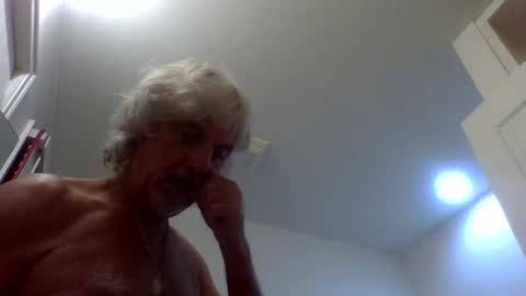 Snapshot of chuck354139 chatting on 10-08-25, 02:42 chuck354139 online show from 10-08-25, 02:42