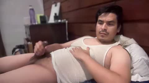 Snapshot of chuyetas1994 chatting on 10-17-25, 04:15 Jesus online show from 10-17-25, 04:15