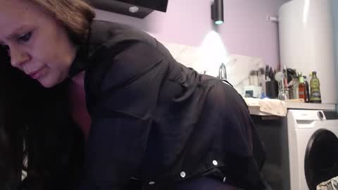 Snapshot of chwerry_b0 chatting on 03-13-26, 01:23 Jessica online show from 03-13-26, 01:23