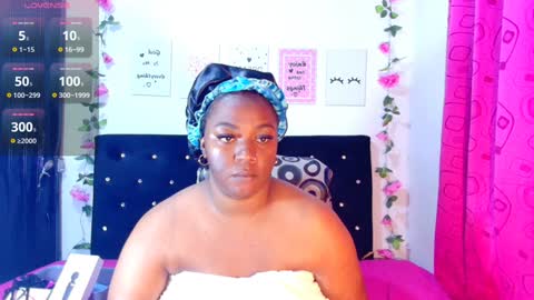 Snapshot of ciaraebonyxxx chatting on 01-01-25, 06:38 ciaraebonyxxx online show from 01-01-25, 06:38