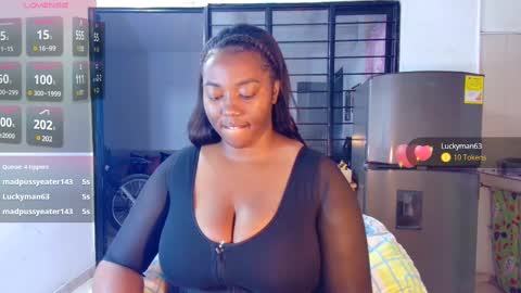 Snapshot of ciaraebonyxxx chatting on 03-02-25, 01:47 ciaraebonyxxx online show from 03-02-25, 01:47