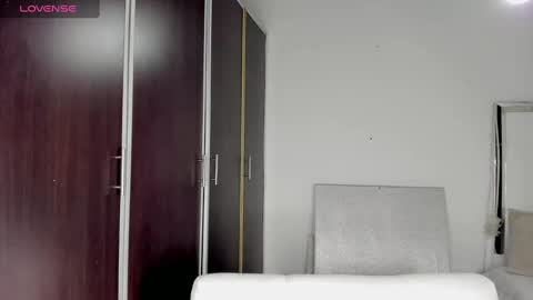 Snapshot of cieloo_ chatting on 03-11-25, 07:47 CIELO online show from 03-11-25, 07:47