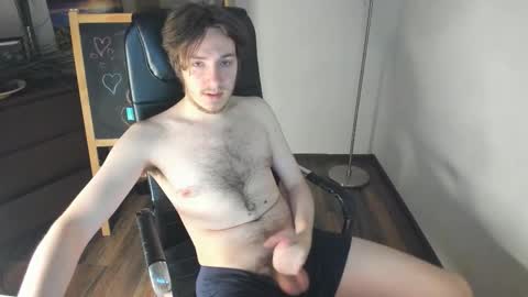 Snapshot of cilent_x chatting on 10-05-25, 04:05 cilent_x online show from 10-05-25, 04:05