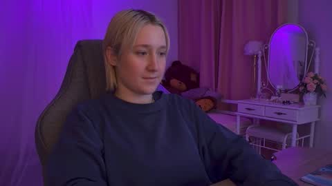 Cin Bellamy online show from 01-12-26, 04:07