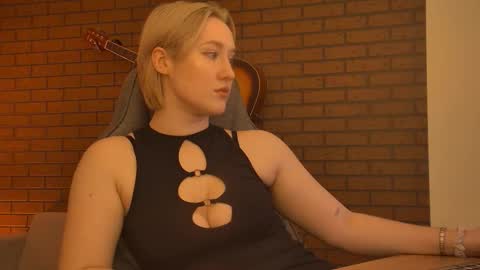 Cin Bellamy online show from 02-15-26, 07:51