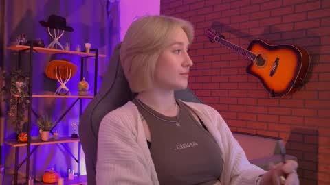 Cin Bellamy online show from 03-15-26, 04:07