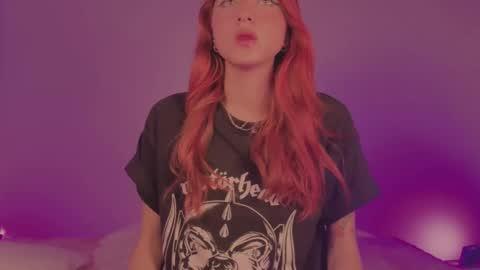 Sofi Eva and Mey online show from 11-21-25, 04:05