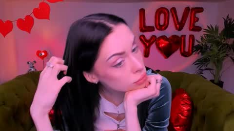 Phoebe online show from 02-15-26, 09:00