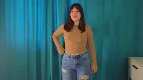 Snapshot of cindiehall chatting on 03-09-25, 07:23 cindiehall online show from 03-09-25, 07:23