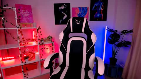 Cindy online show from 10-07-25, 03:58