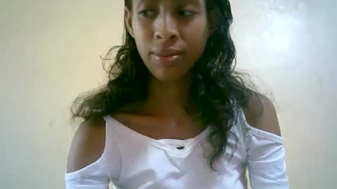 Snapshot of cindyx69 chatting on 02-19-25, 05:38 cindyx69 online show from 02-19-25, 05:38