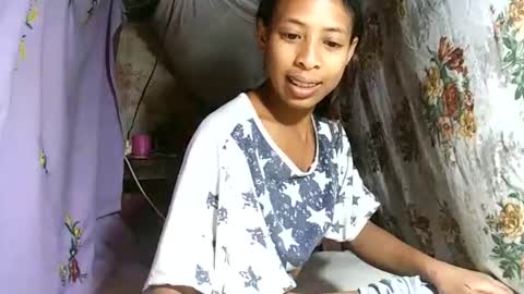 Snapshot of cindyx69 chatting on 09-10-25, 04:40 cindyx69 online show from 09-10-25, 04:40