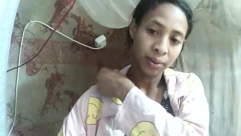 Snapshot of cindyx69 chatting on 10-27-25, 04:38 cindyx69 online show from 10-27-25, 04:38