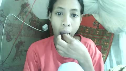 Snapshot of cindyx69q chatting on 11-04-25, 03:38 cindyx69q online show from 11-04-25, 03:38