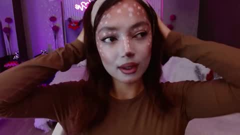 cinnamon_bite online show from 12-14-25, 12:43