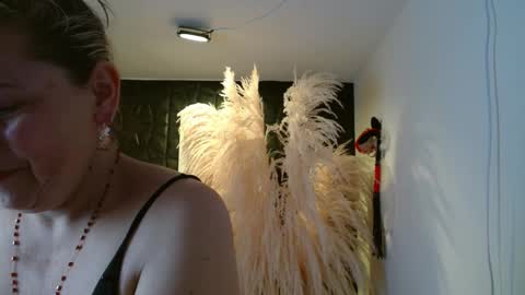 cinthia1609 online show from 01-10-26, 08:21