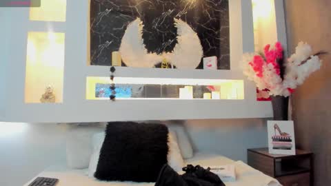 Cinthya  online show from 10-01-25, 12:00