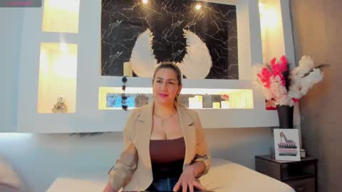 Cinthya  online show from 10-04-25, 12:25