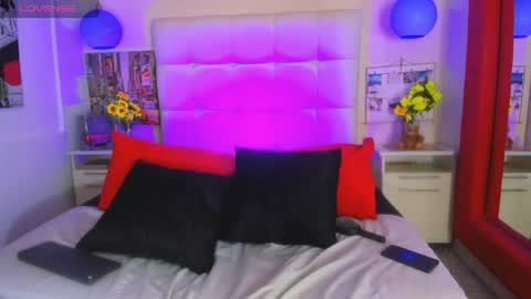cinthya_walker1 online show from 05-05-26, 03:31