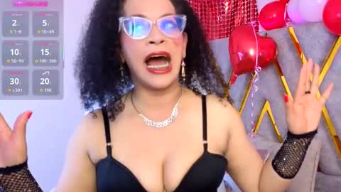 Snapshot of cintia_holms chatting on 02-16-26, 11:56 Cintia online show from 02-16-26, 11:56