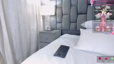 CintiaCollins  online show from 12-15-24, 03:02