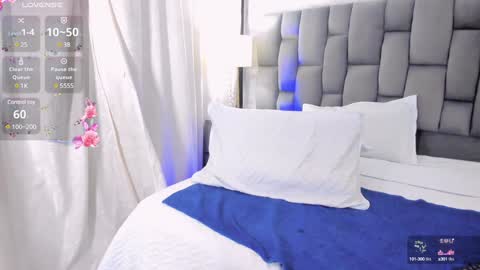 CintiaCollins  online show from 12-22-24, 01:12