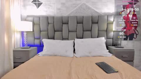 CintiaCollins  online show from 12-26-24, 07:49